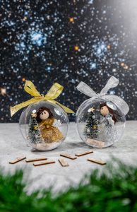 Srebrna ali zlata kroglica s številnimi možnostmi imen.